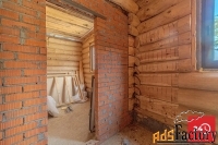 дом 242.0 м² на участке 27.0 сот.