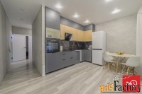 3 - комн.  квартира, 81.0 м², 1/17 эт.