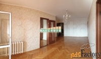 3 - комн.  квартира, 135.2 м², 5/10 эт.