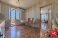 3 - комн.  квартира, 92.0 м², 18/18 эт.