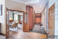 3 - комн.  квартира, 118.0 м², 4/6 эт.