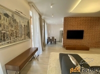 3 - комн.  квартира, 127.0 м², 5/10 эт.