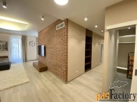 3 - комн.  квартира, 127.0 м², 5/10 эт.