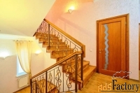 дом 357.0 м² на участке 4.0 сот.