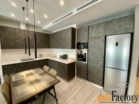 2 - комн.  квартира, 80.0 м², 3/9 эт.