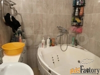 3 - комн.  квартира, 101.0 м², 2/15 эт.