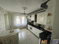 4 - комн.  квартира, 107.0 м², 4/5 эт.