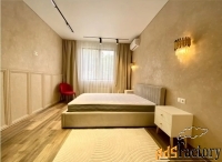 дом 195.0 м² на участке 4.0 сот.