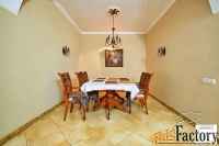 дом 357.0 м² на участке 4.0 сот.