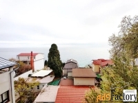 дом 242.3 м² на участке 1.3 сот.