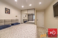 3 - комн.  квартира, 86.0 м², 5/10 эт.