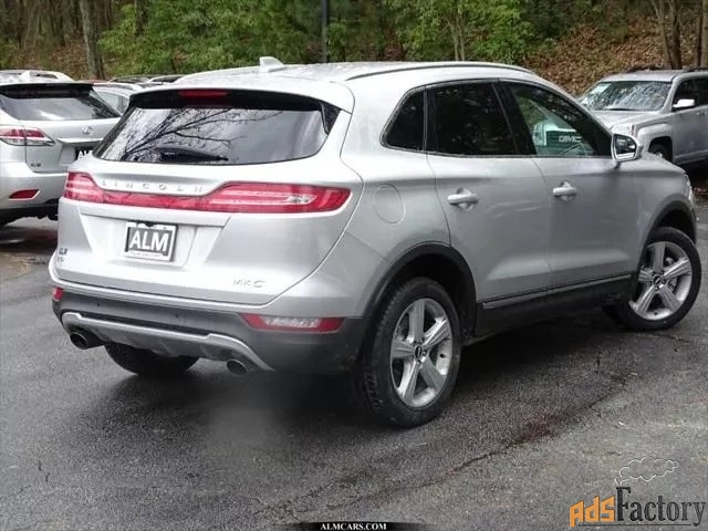 Lincoln MKC, 2016