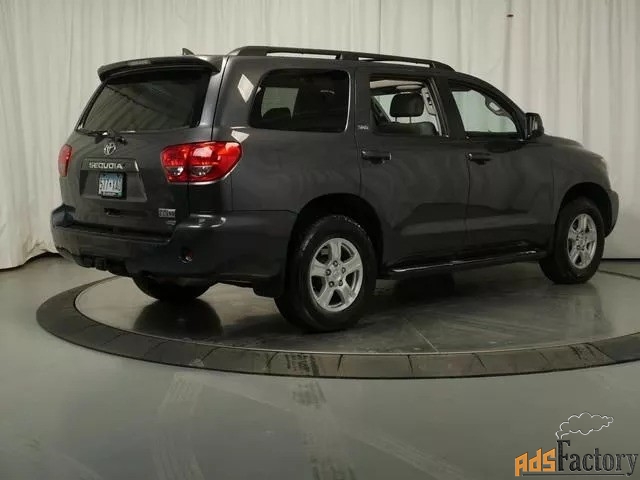 Toyota Sequoia, 2017