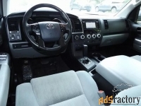 Toyota Sequoia, 2017