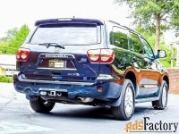 Toyota Sequoia, 2017