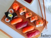 Требуются фасовщицы (салаты,морепродукты,ролы-суши,деликатесы