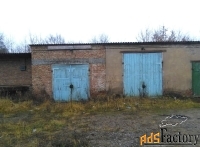 гараж кирпичный, 60,8 м²