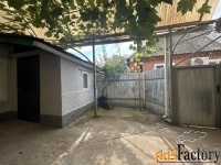 дом 40 м² на участке 1 сот.