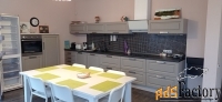 дом 245 м² на участке 18 сот.