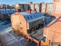 таунхаус 272 м² на участке 4 сот.