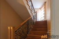 таунхаус 272 м² на участке 4 сот.