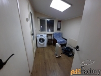 отдельно стоящие здания, 1100 м²