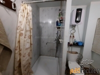 отдельно стоящие здания, 1100 м²