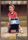Открытка Мальчик с машинкой. Венгрия. 1980-е годы