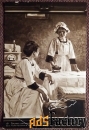 Антикварная открытка Гладильщицы