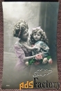 Антикварная открытка Мама с дочкой
