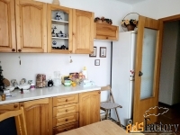 3 - комн.  квартира, 68 м², 4/5 эт.