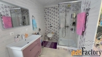 дом 181 м² на участке 13 сот.
