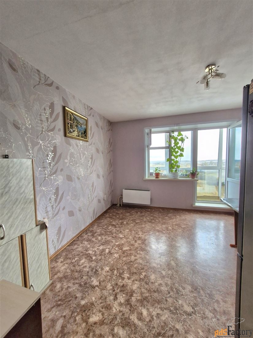 3 - комн. квартира, 80.7 м², 10/10 эт.