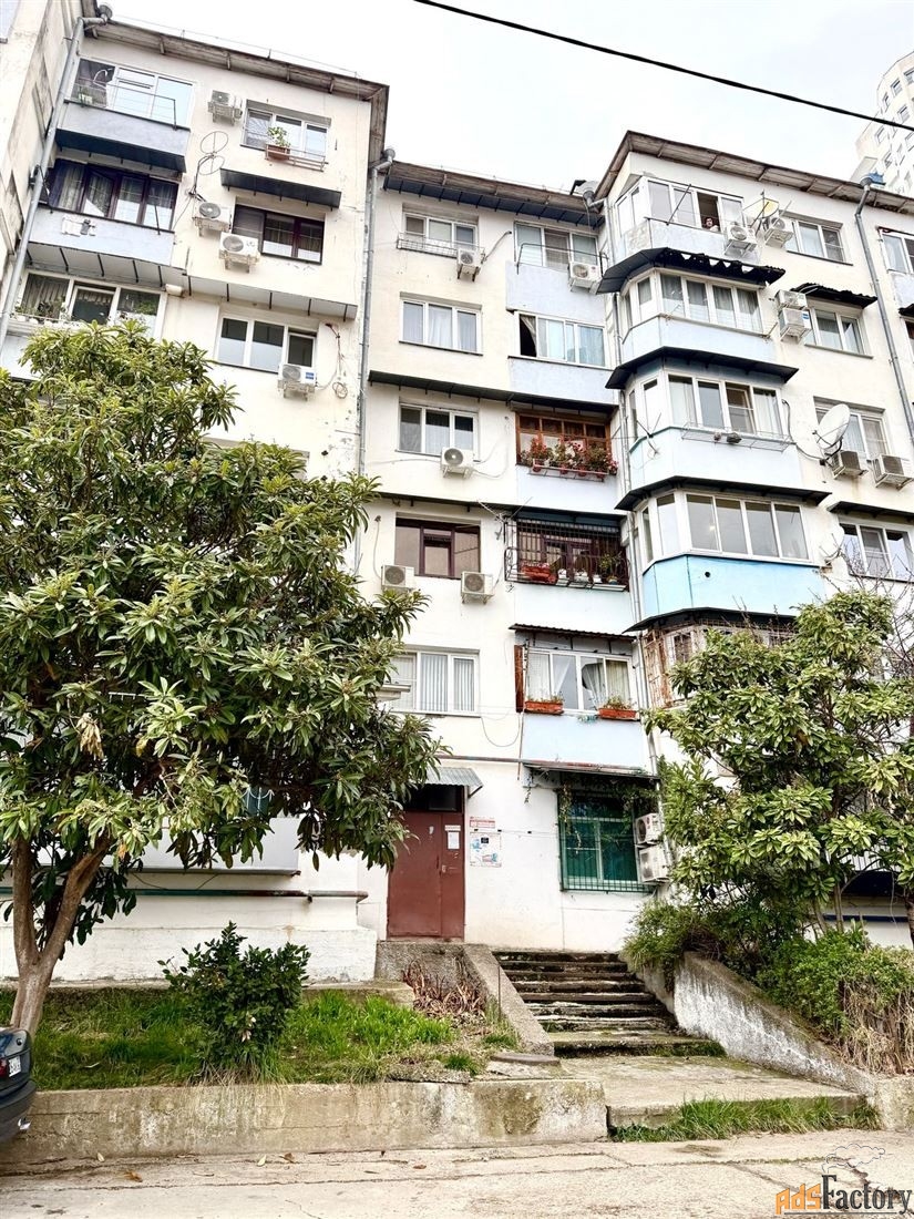 1 - комн. квартира, 35 м², 1/6 эт.