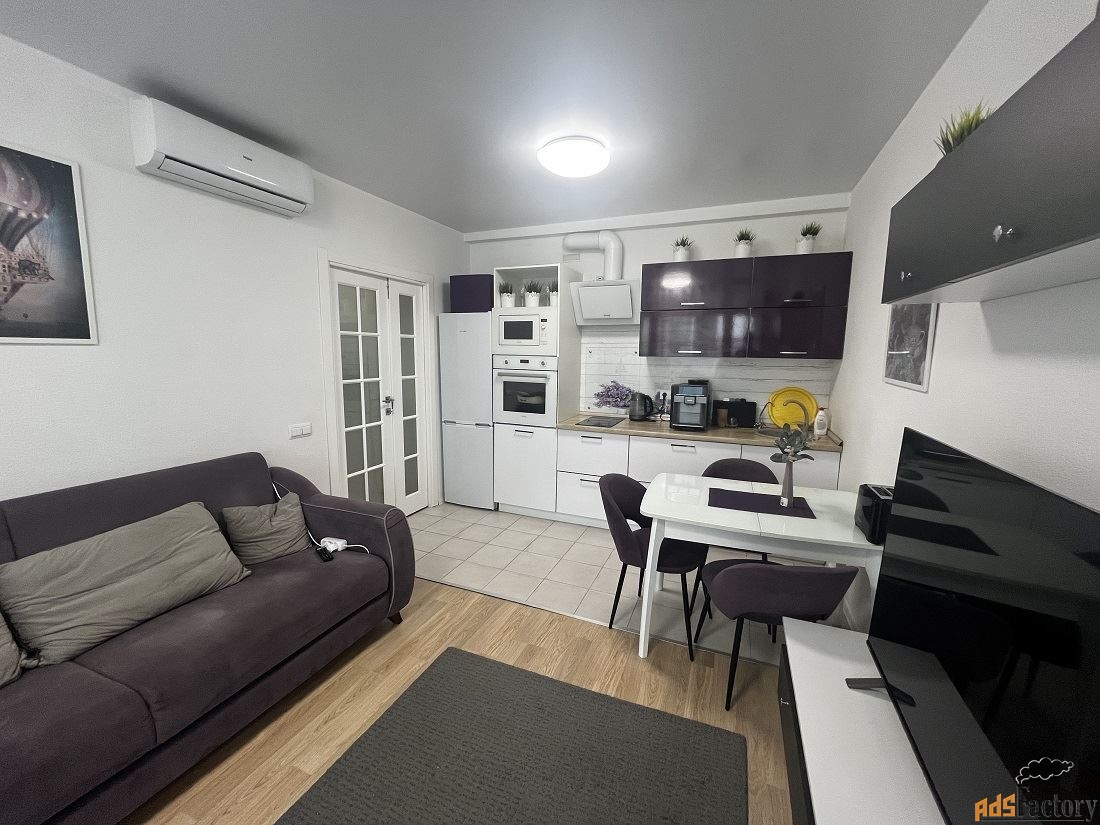 3 - комн. квартира, 88 м², 11/18 эт.