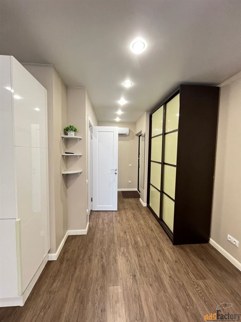 2 - комн. квартира, 42 м², 20/25 эт.