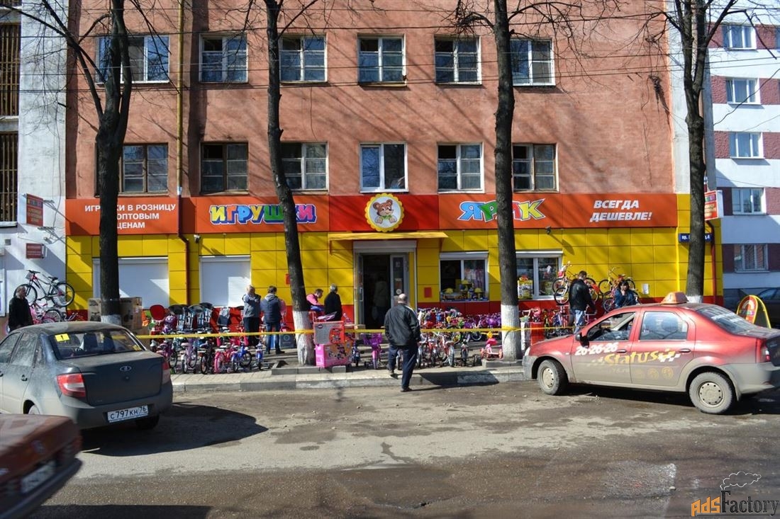 торговое помещение, 468 м²