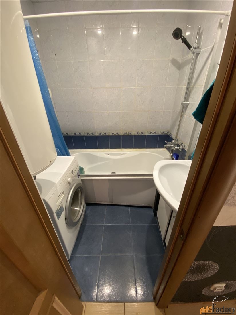 3 - комн. квартира, 90 м², 10/12 эт.