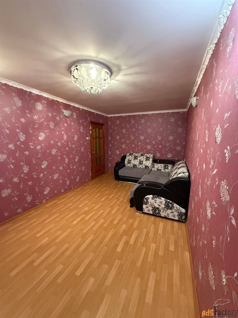 3 - комн.  квартира, 64 м², 3/5 эт.