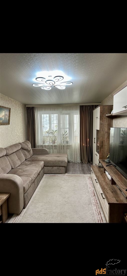 3 - комн.  квартира, 63.5 м², 1/9 эт.