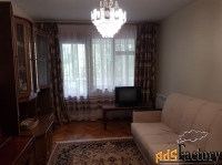 3 - комн.  квартира, 70 м², 4/5 эт.