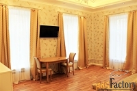 3 - комн.  квартира, 107.4 м², 2/4 эт.