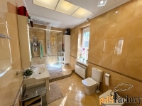 дом 325 м² на участке 8 сот.