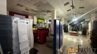 торговое помещение, 990 м²