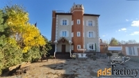 дом 450 м² на участке 10 сот.