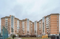 3 - комн.  квартира, 94 м², 8/9 эт.