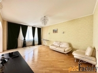 3 - комн.  квартира, 138 м², 4/25 эт.