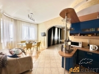 3 - комн.  квартира, 138 м², 4/25 эт.