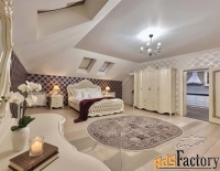 4 - комн.  квартира, 178.9 м², 7/7 эт.