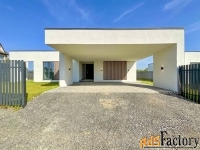 дом 185 м² на участке 8 сот.